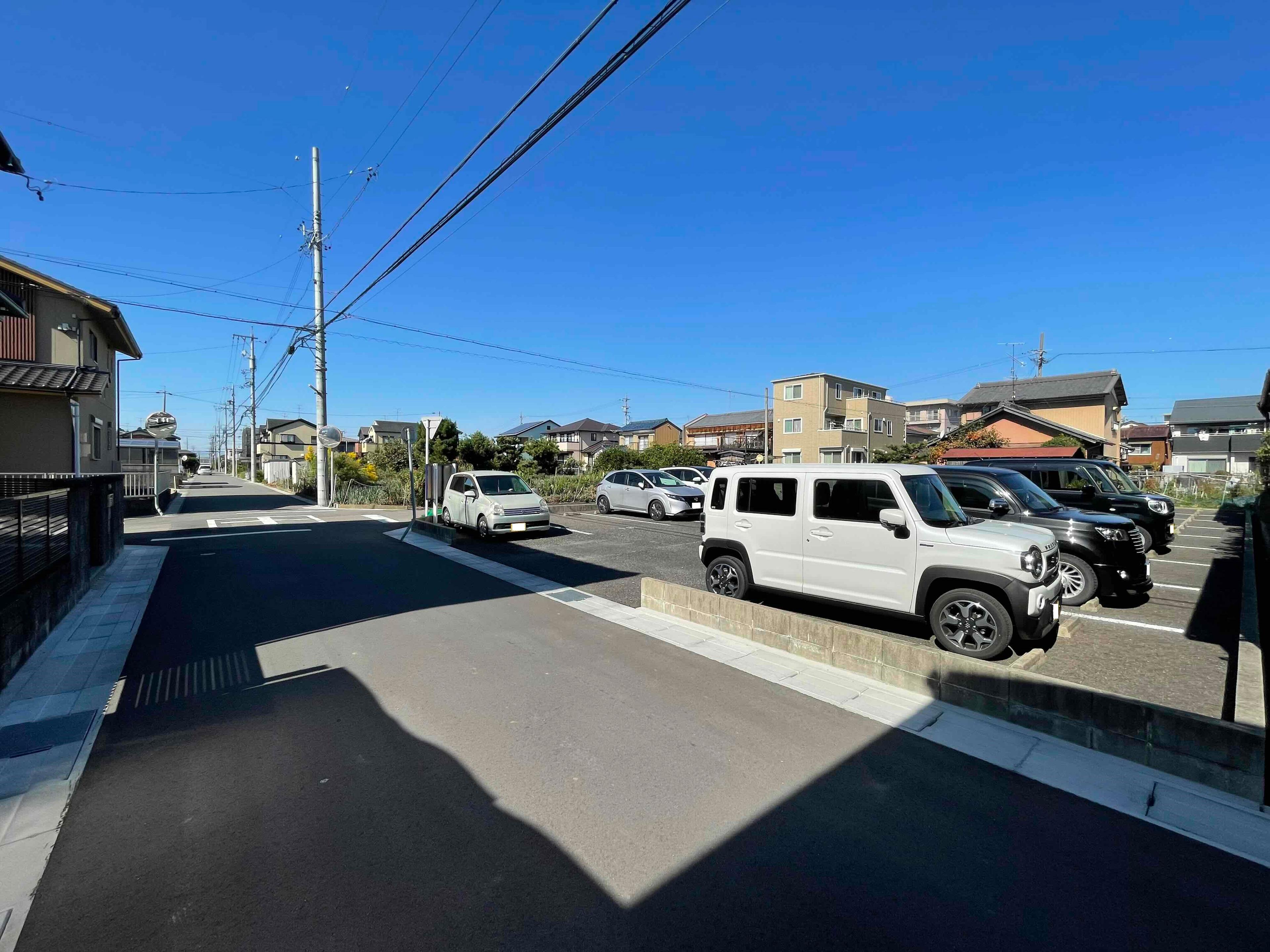白山中央駐車場の外観・駐車場イメージ2枚目