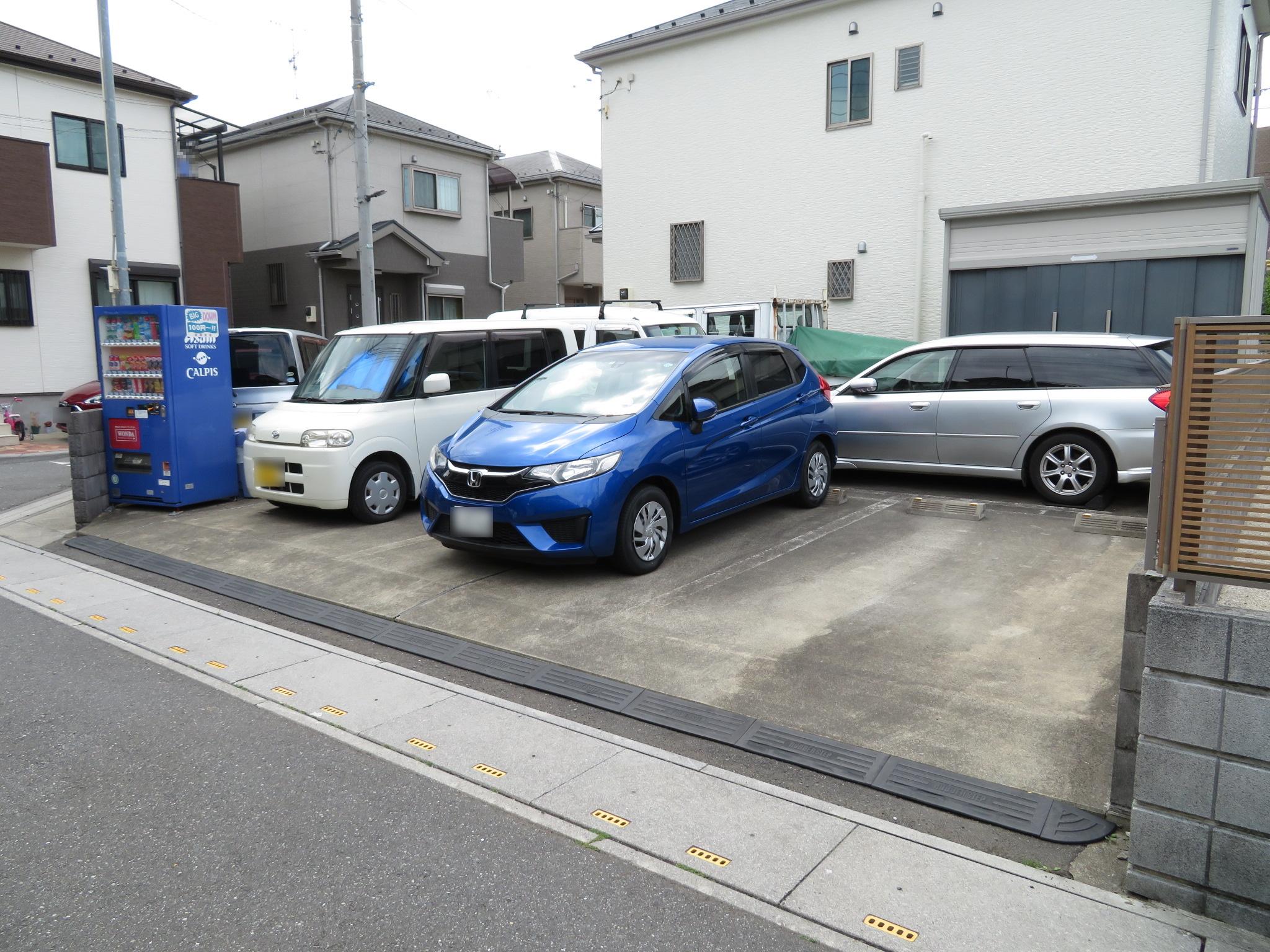 氷川車庫の外観・駐車場イメージ1枚目