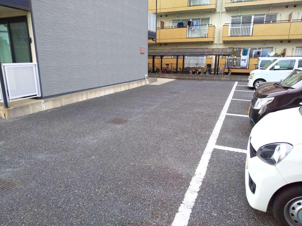 エリュシオン(38021)の外観・駐車場イメージ1枚目