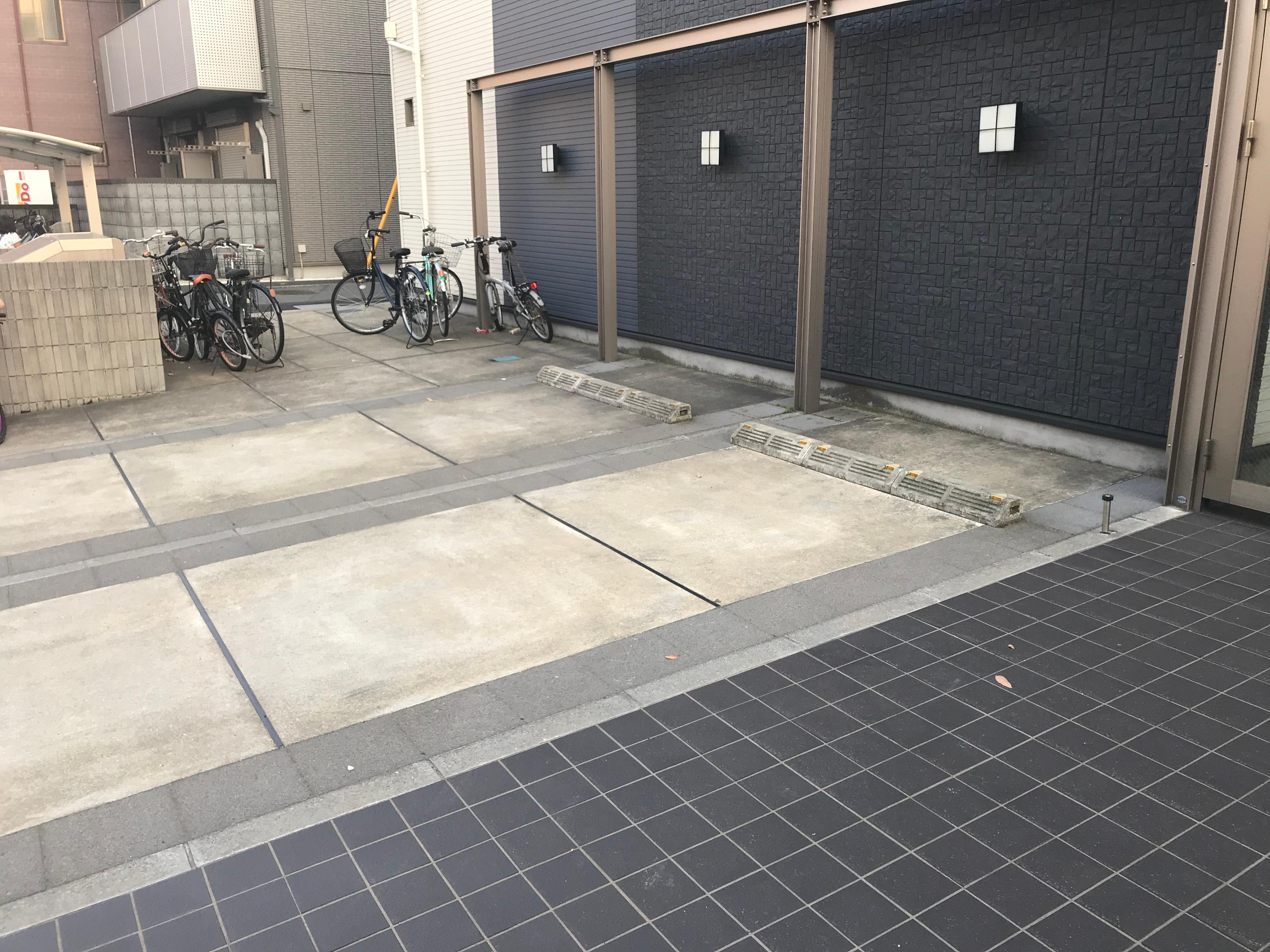 アーク船橋の外観・駐車場イメージ2枚目