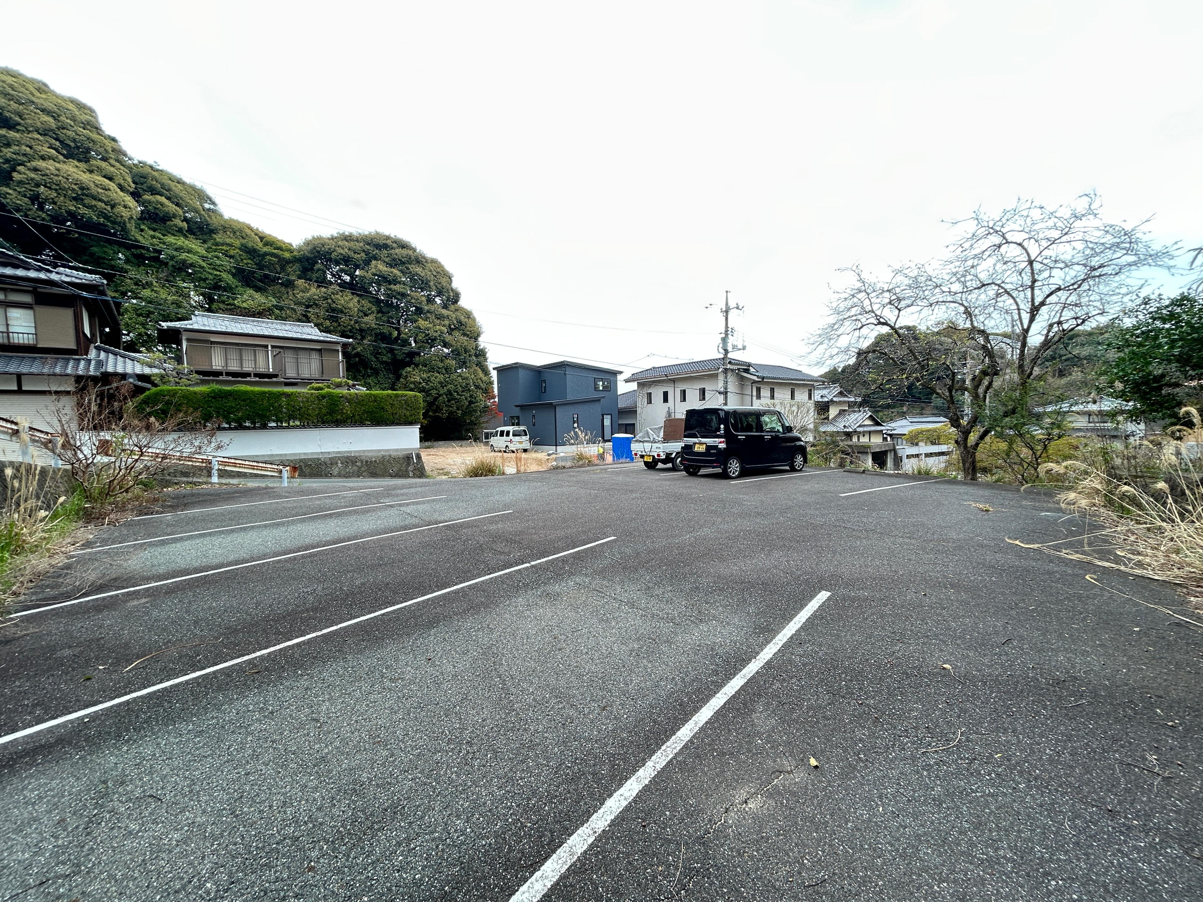 長府黒門東町Y駐車場の外観・駐車場イメージ1枚目