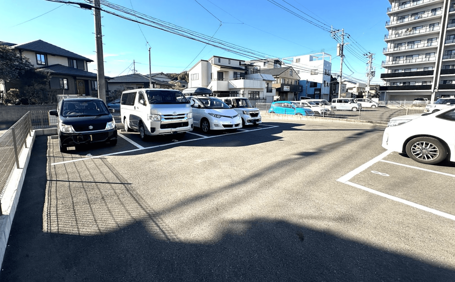 山本駐車場Ⅱの外観・駐車場イメージ2枚目