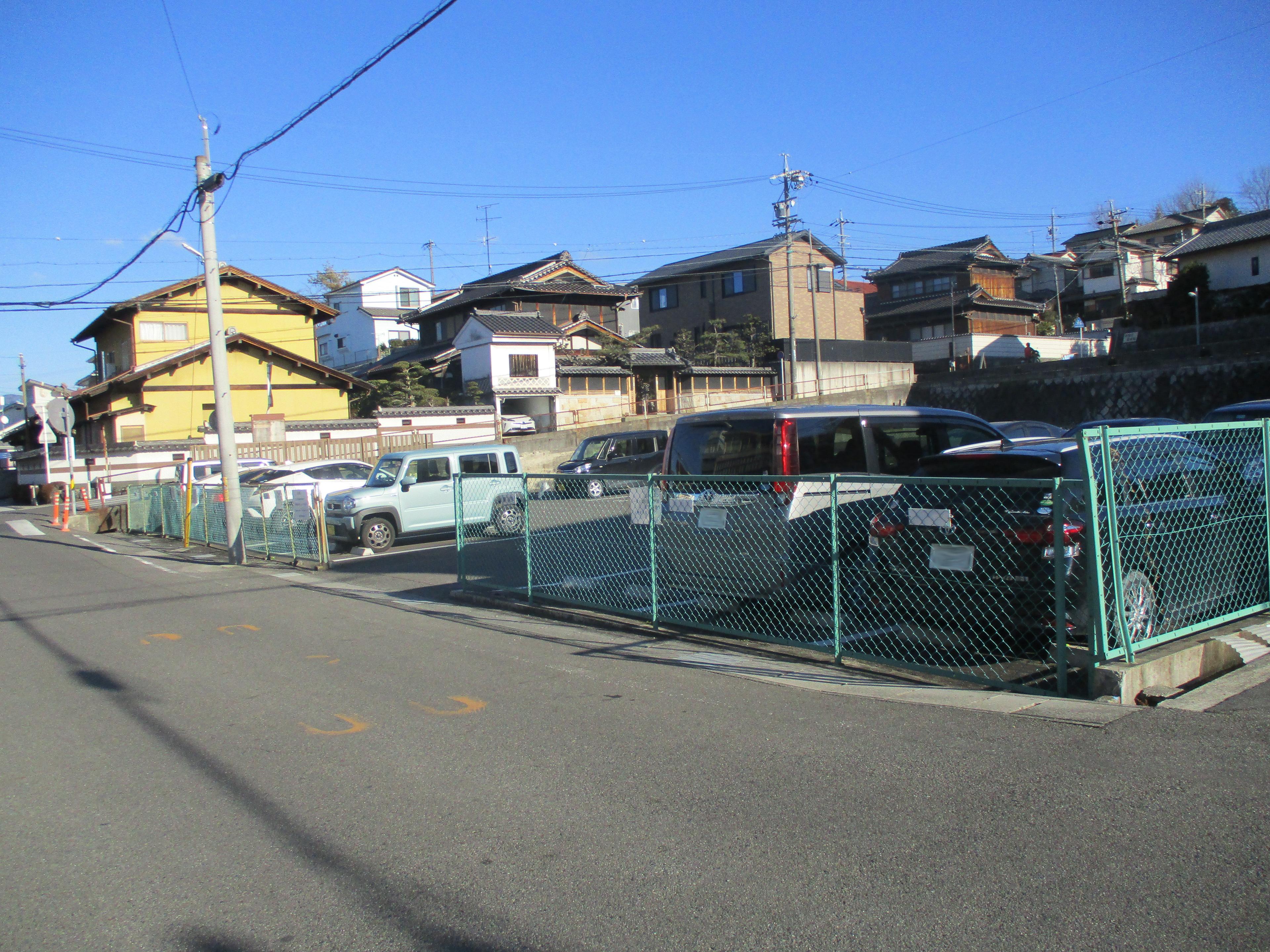 ガスビル瀬戸　西吉田駐車場の外観・駐車場イメージ2枚目