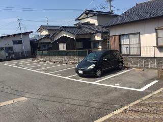 ガーデン光(31009)の外観・駐車場イメージ1枚目