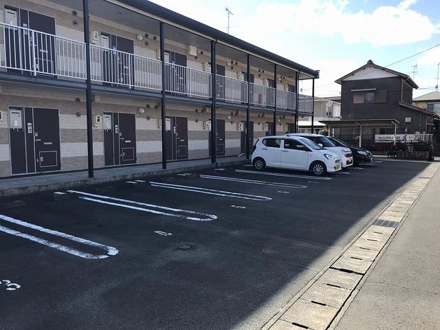 城西(26140)の外観・駐車場イメージ1枚目