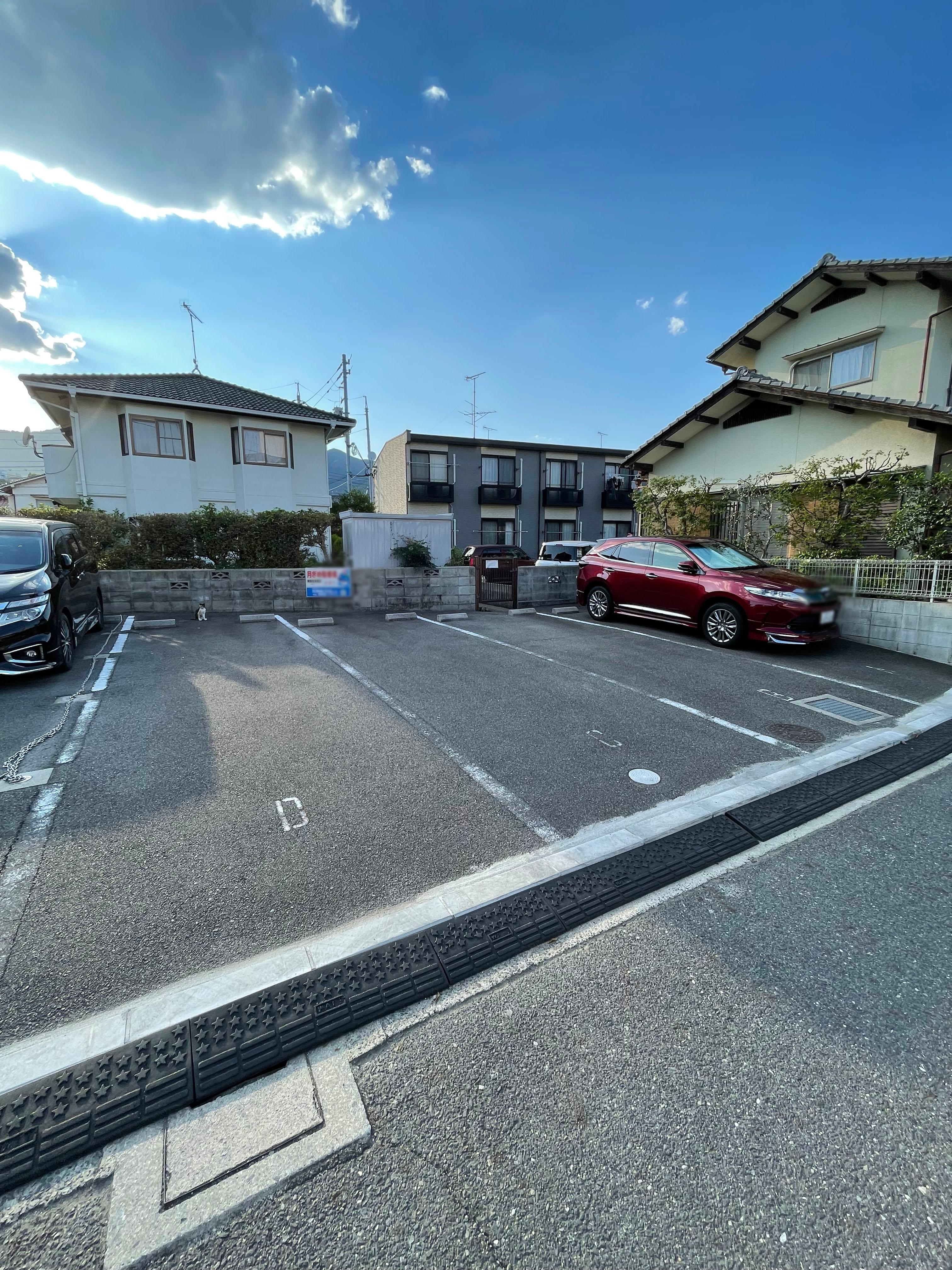 三宅泉駐車場の外観・駐車場イメージ3枚目