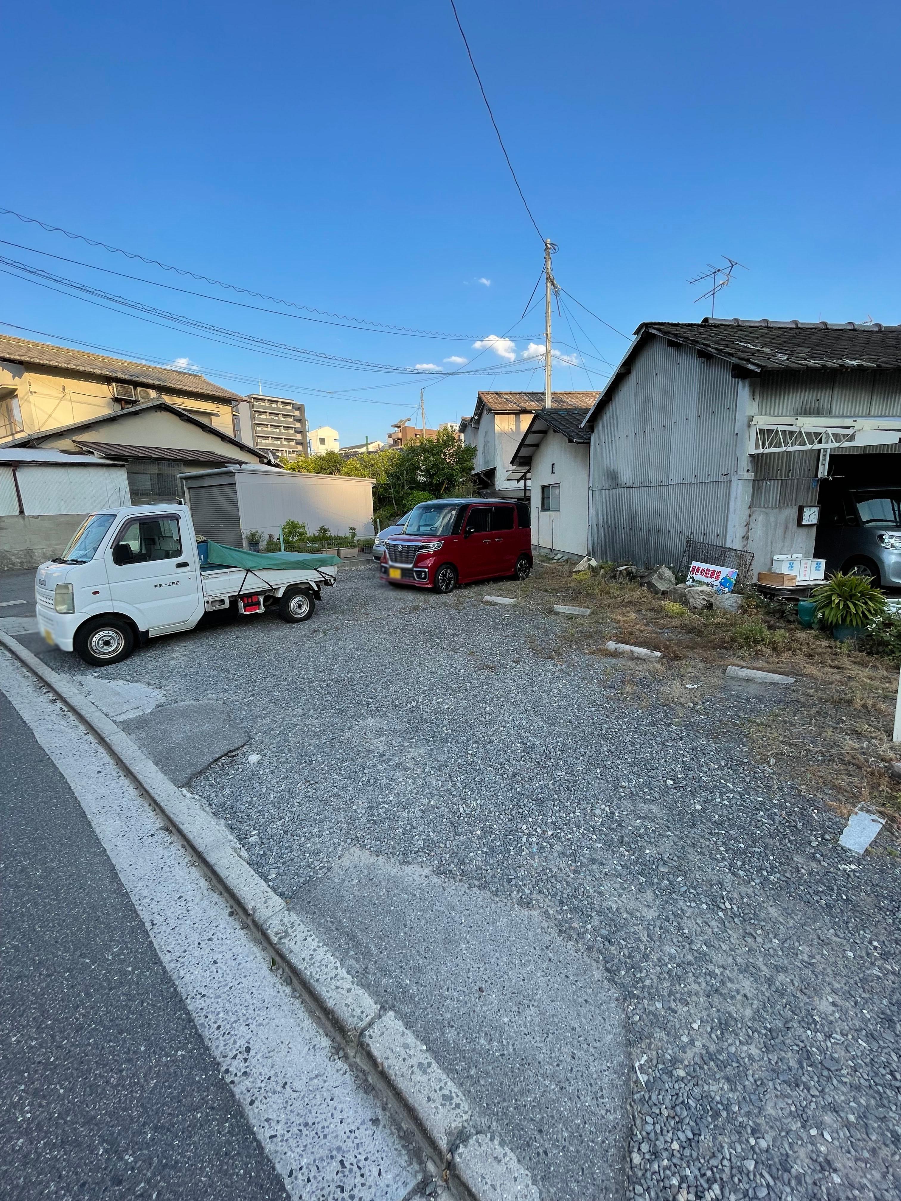 津川駐車場の外観・駐車場イメージ1枚目