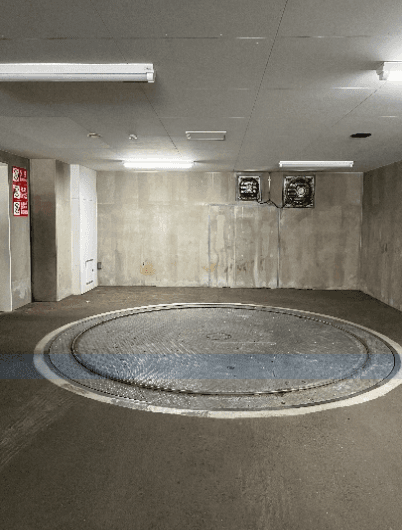 レジディア南1条駐車場の外観・駐車場イメージ1枚目