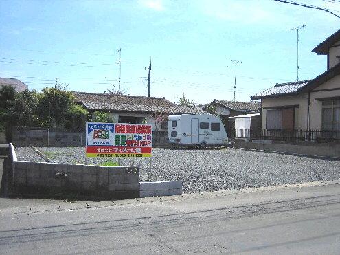 岩上パーキングの外観・駐車場イメージ2枚目