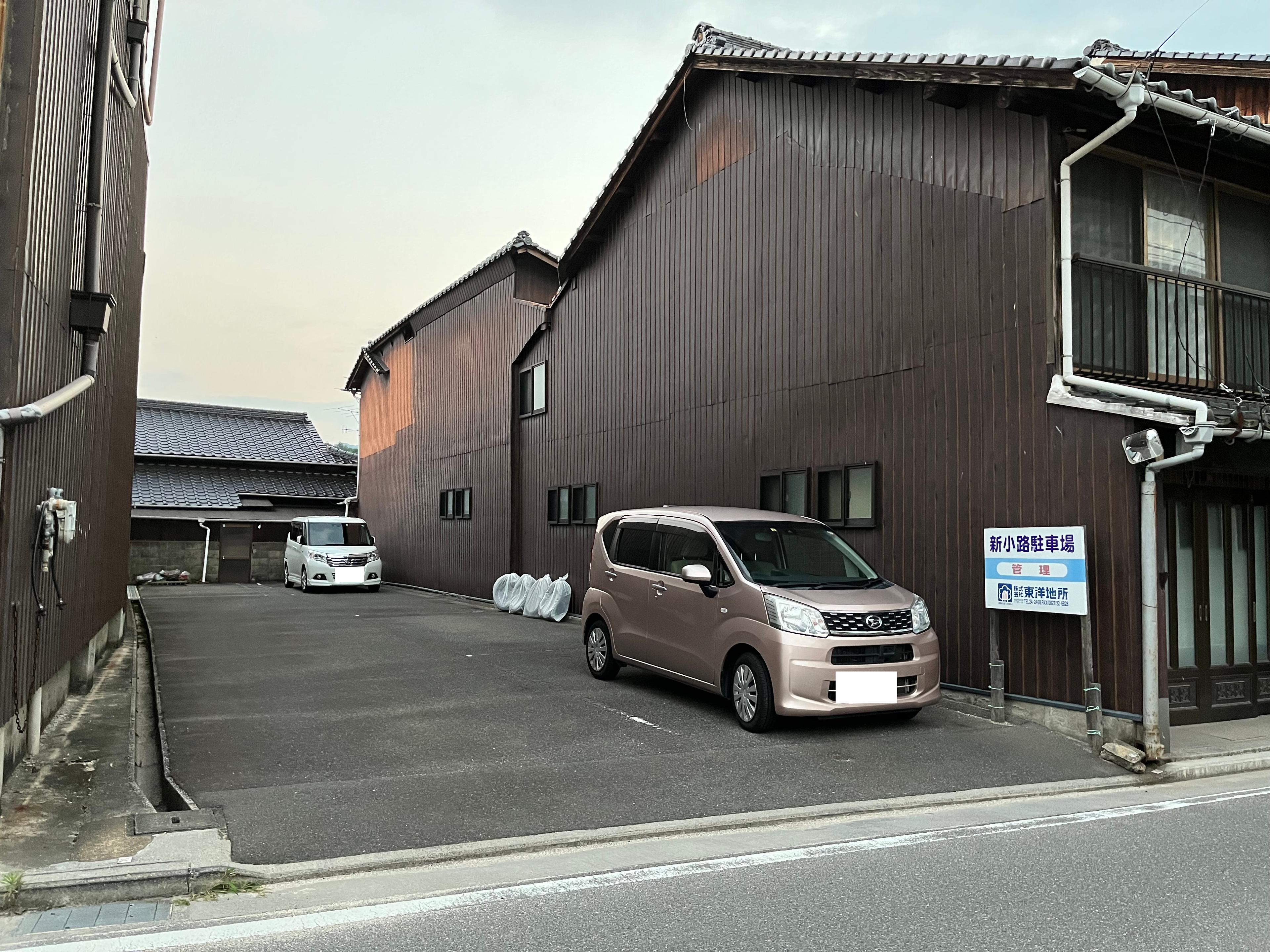 新小路駐車場の外観・駐車場イメージ1枚目