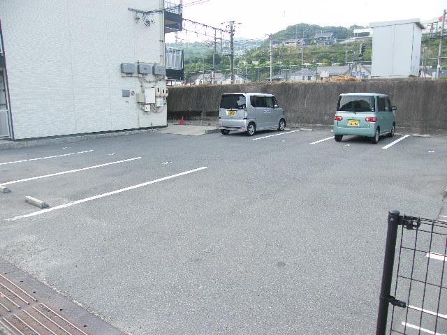 ＳＥＮＯＵ(31808)の外観・駐車場イメージ1枚目