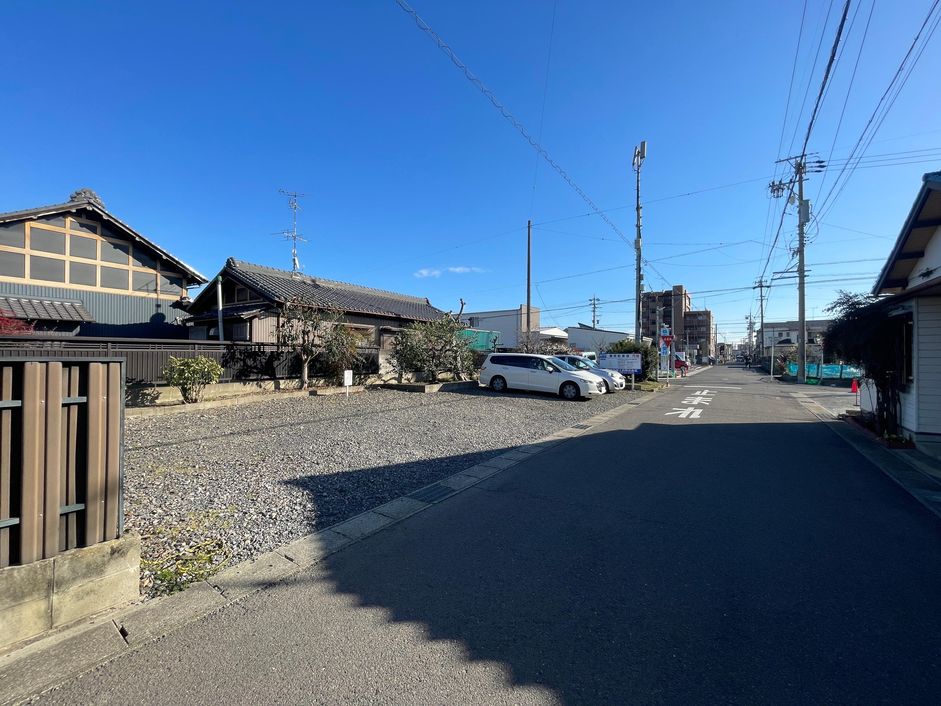 郷南駐車場の外観・駐車場イメージ2枚目