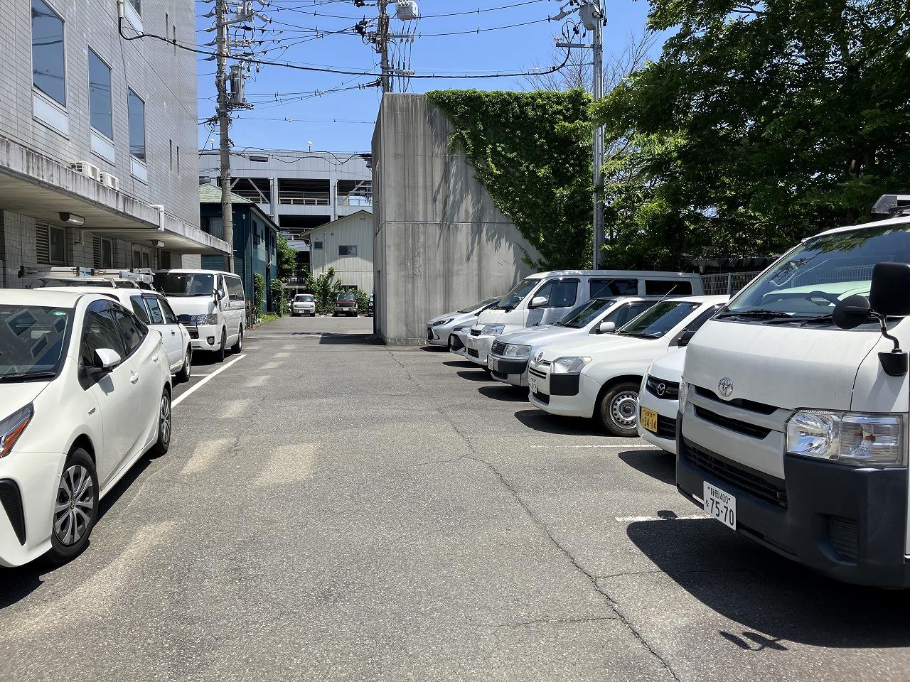 SOZOSYA春日ビル　駐車場の外観・駐車場イメージ2枚目