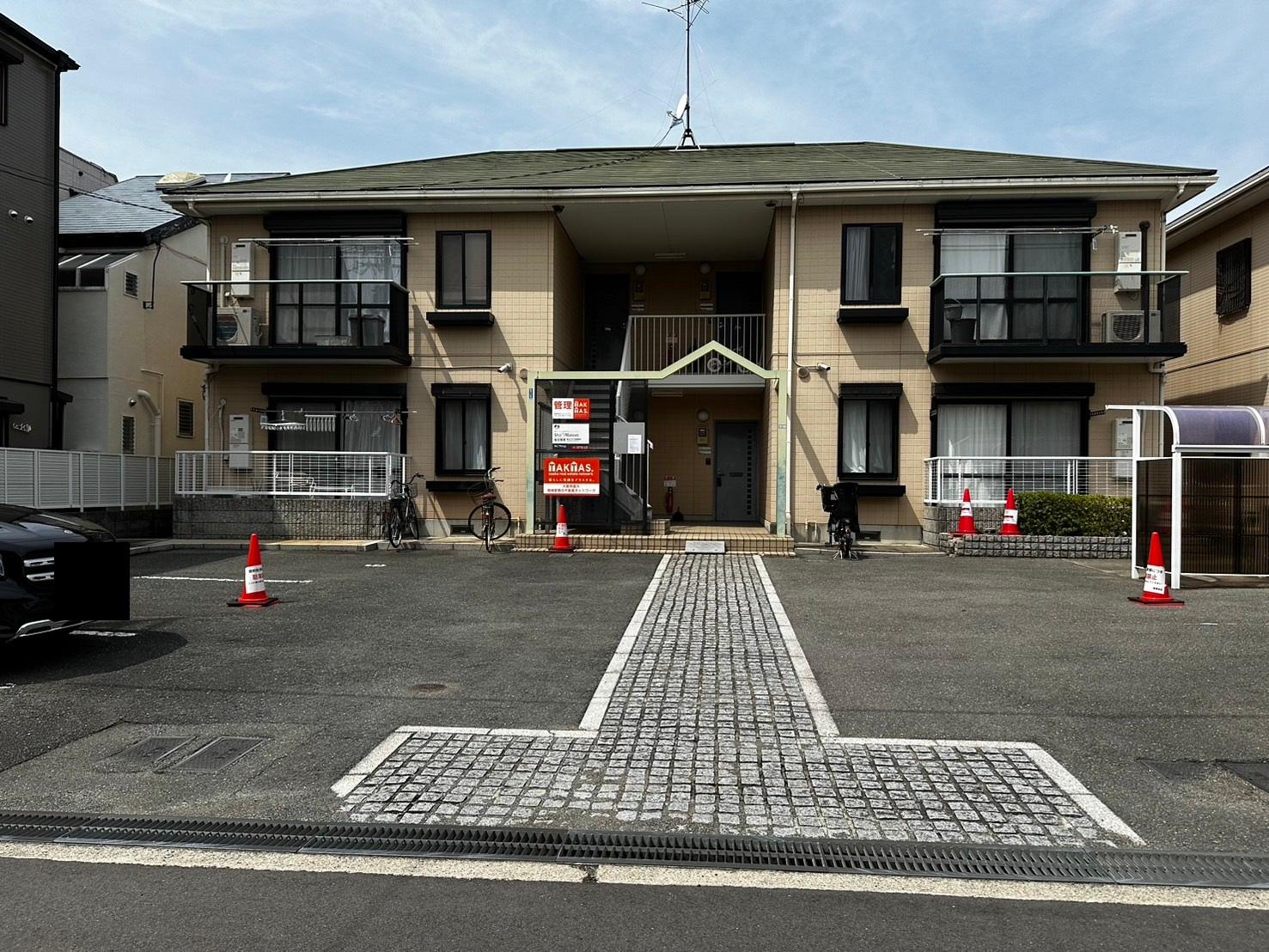 サンハイツトロアAの外観・駐車場イメージ1枚目