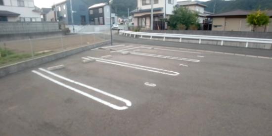 クレイノサンライズ吉志(57314)の外観・駐車場イメージ1枚目