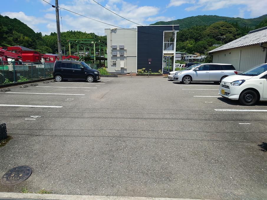 ソフィア(17336)の外観・駐車場イメージ2枚目
