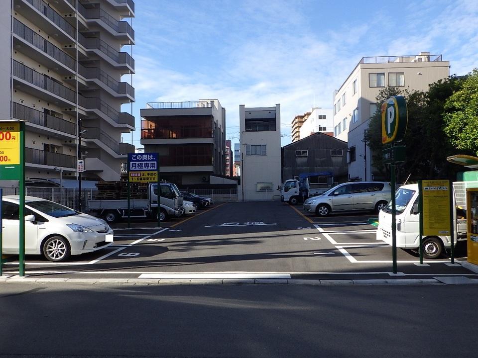 木津川１丁目の外観・駐車場イメージ1枚目