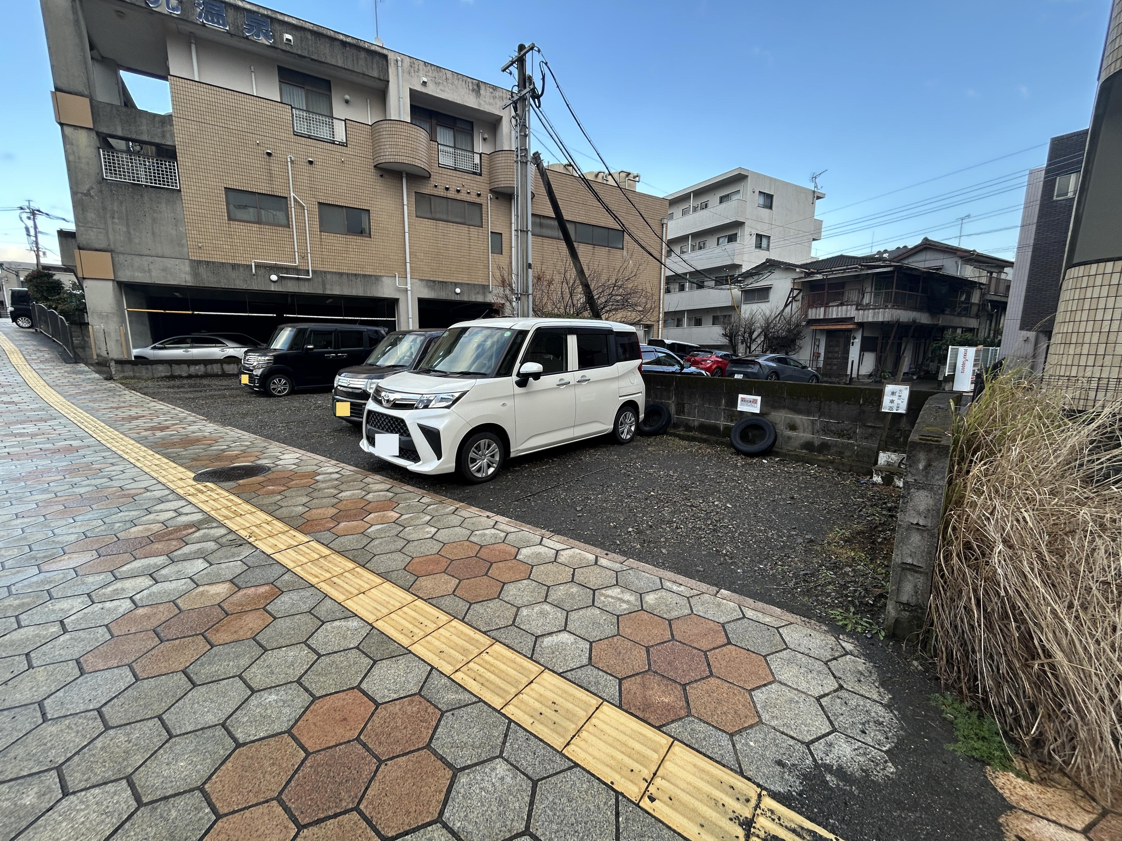 南郡元3番駐車場の外観・駐車場イメージ3枚目