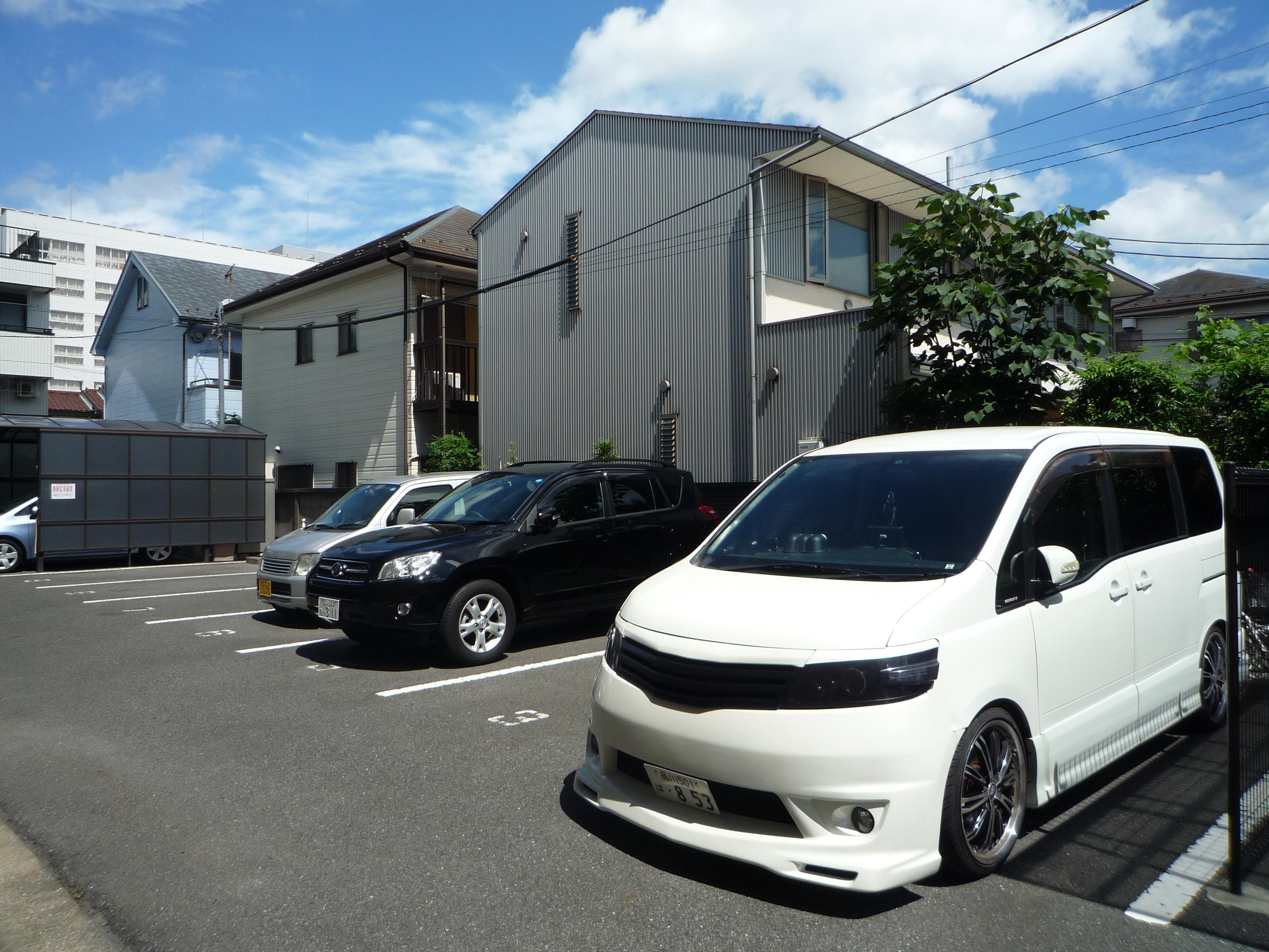 セレスティン駐車場の外観・駐車場イメージ1枚目