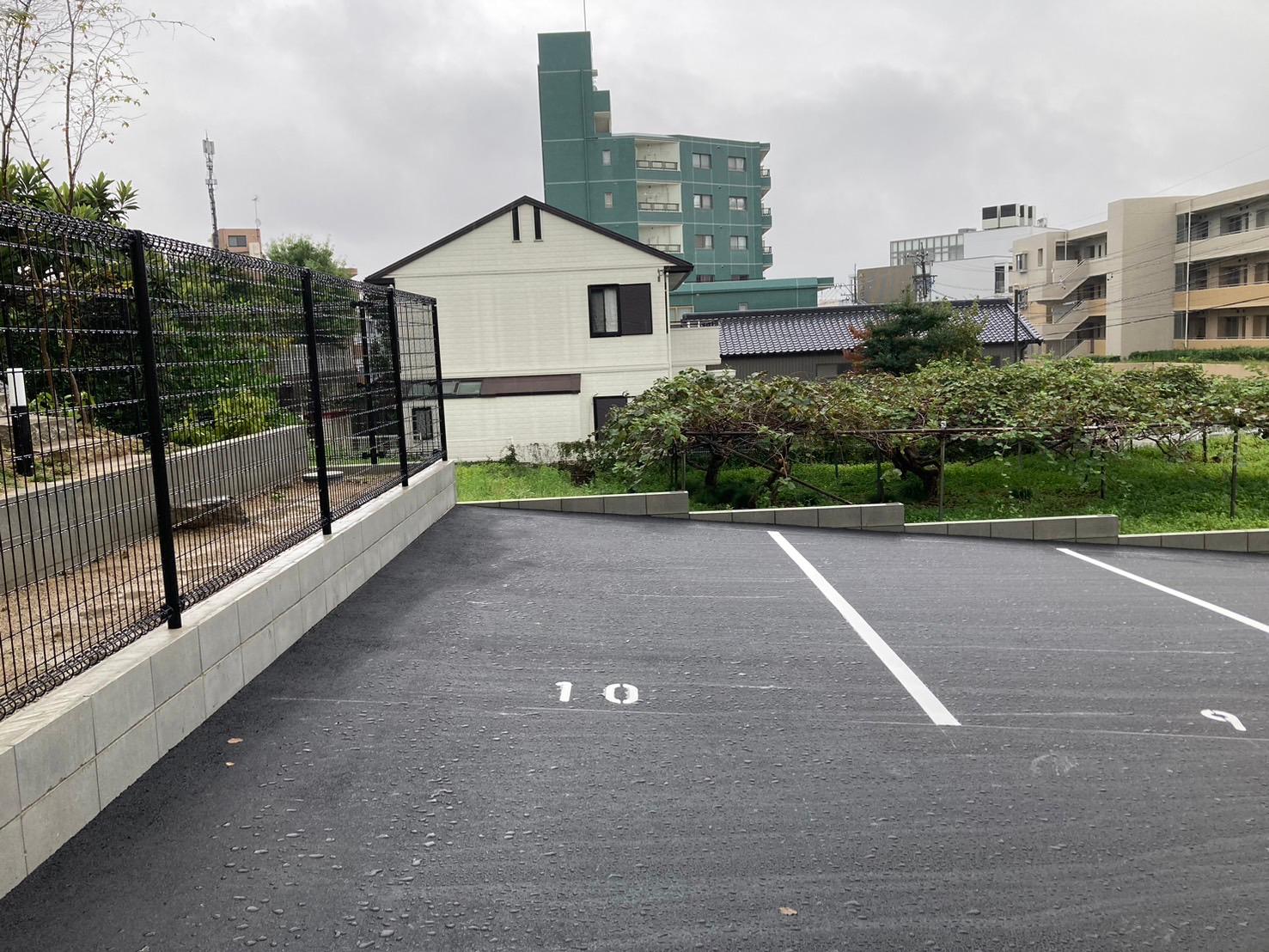 藤英パーキングⅡの外観・駐車場イメージ3枚目