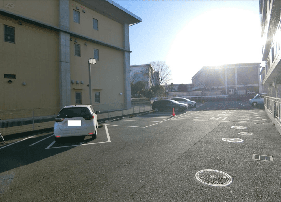ユニエトワール南草津（駐車場）の外観・駐車場イメージ2枚目