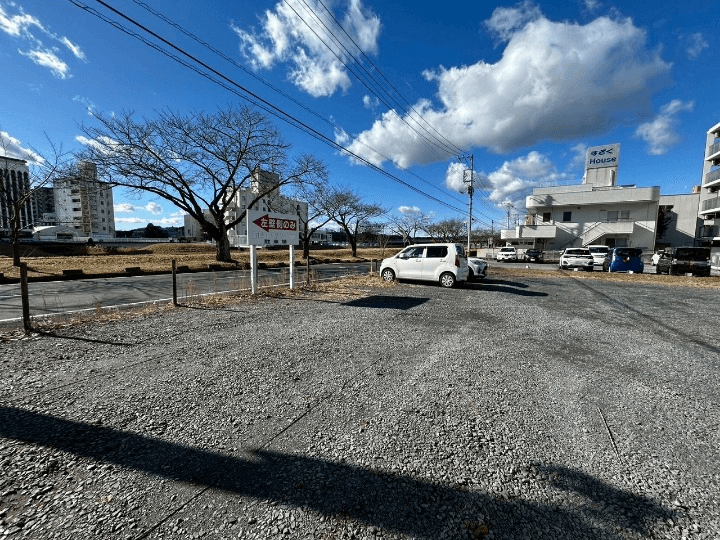 小泉パーキング（桜川）の外観・駐車場イメージ1枚目