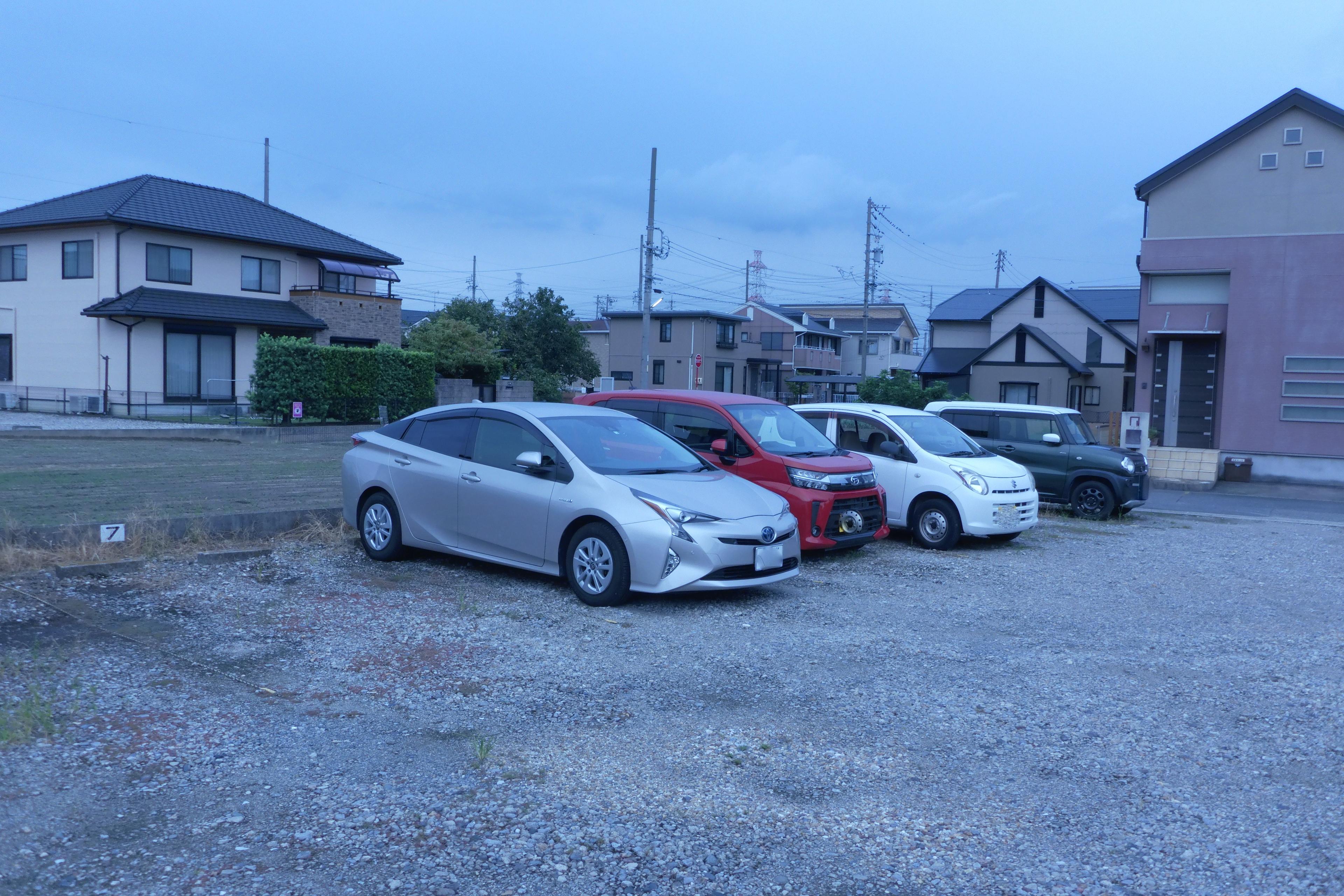 320096の外観・駐車場イメージ2枚目