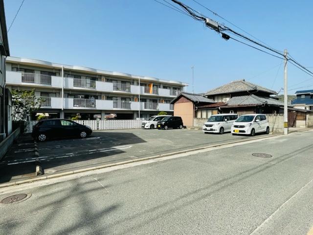 由布パーキングの外観・駐車場イメージ3枚目