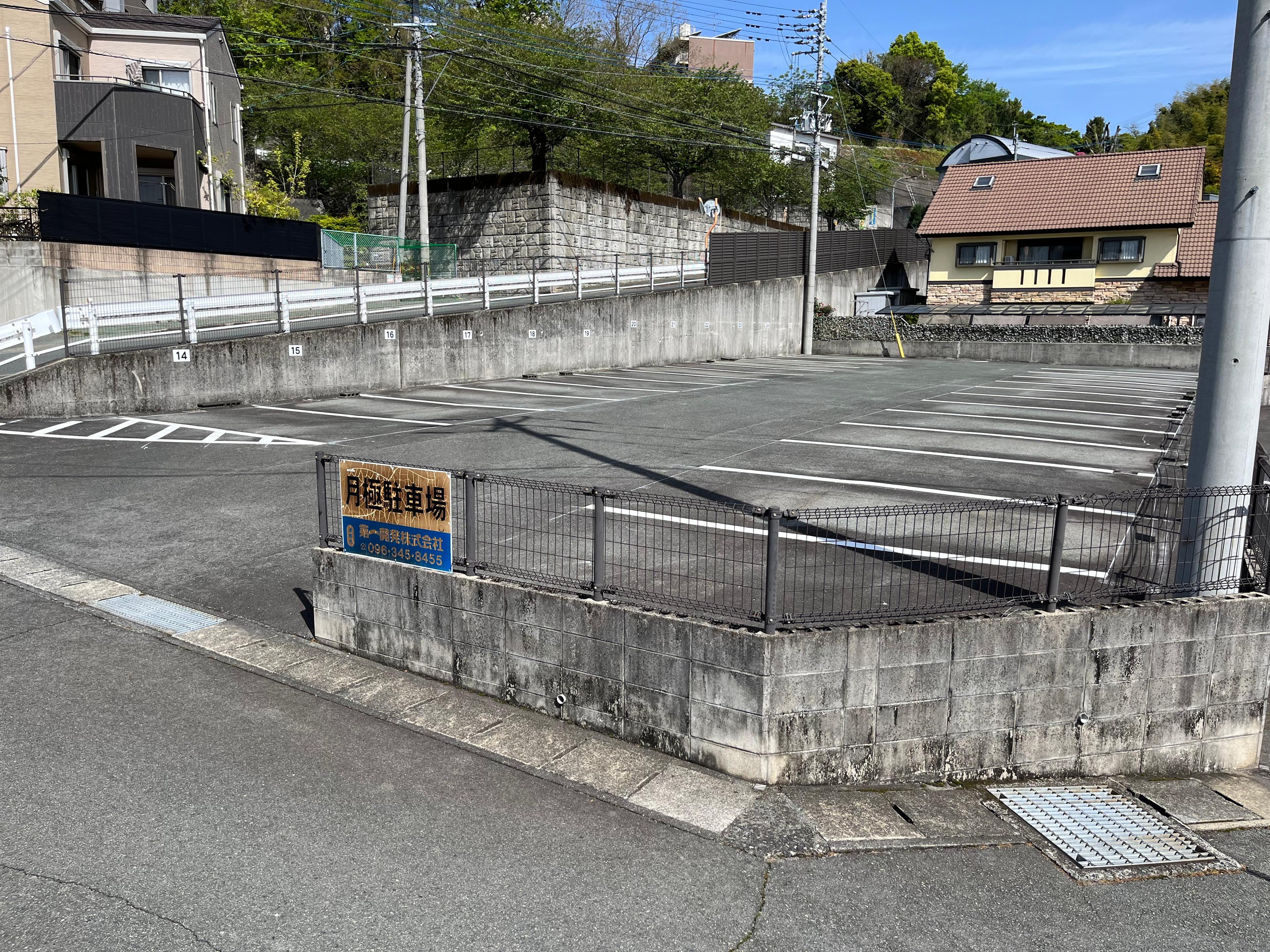 津浦第1月極駐車場の外観・駐車場イメージ1枚目
