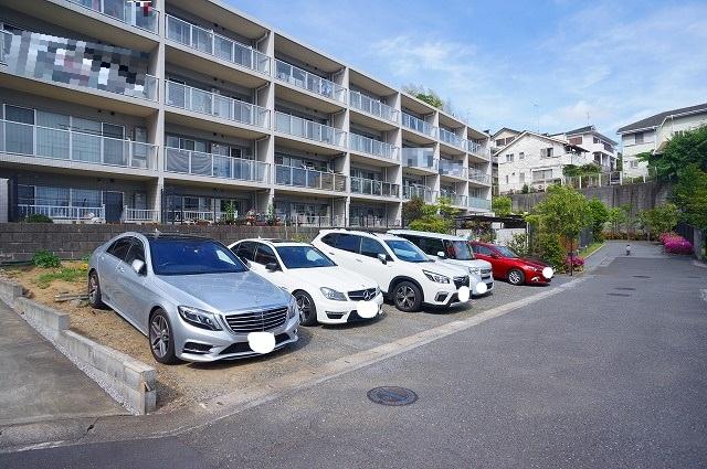 【974】パーキングデイゴの外観・駐車場イメージ1枚目