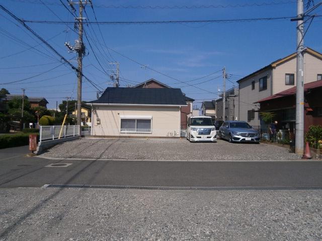 小宮月極駐車場2の外観・駐車場イメージ2枚目