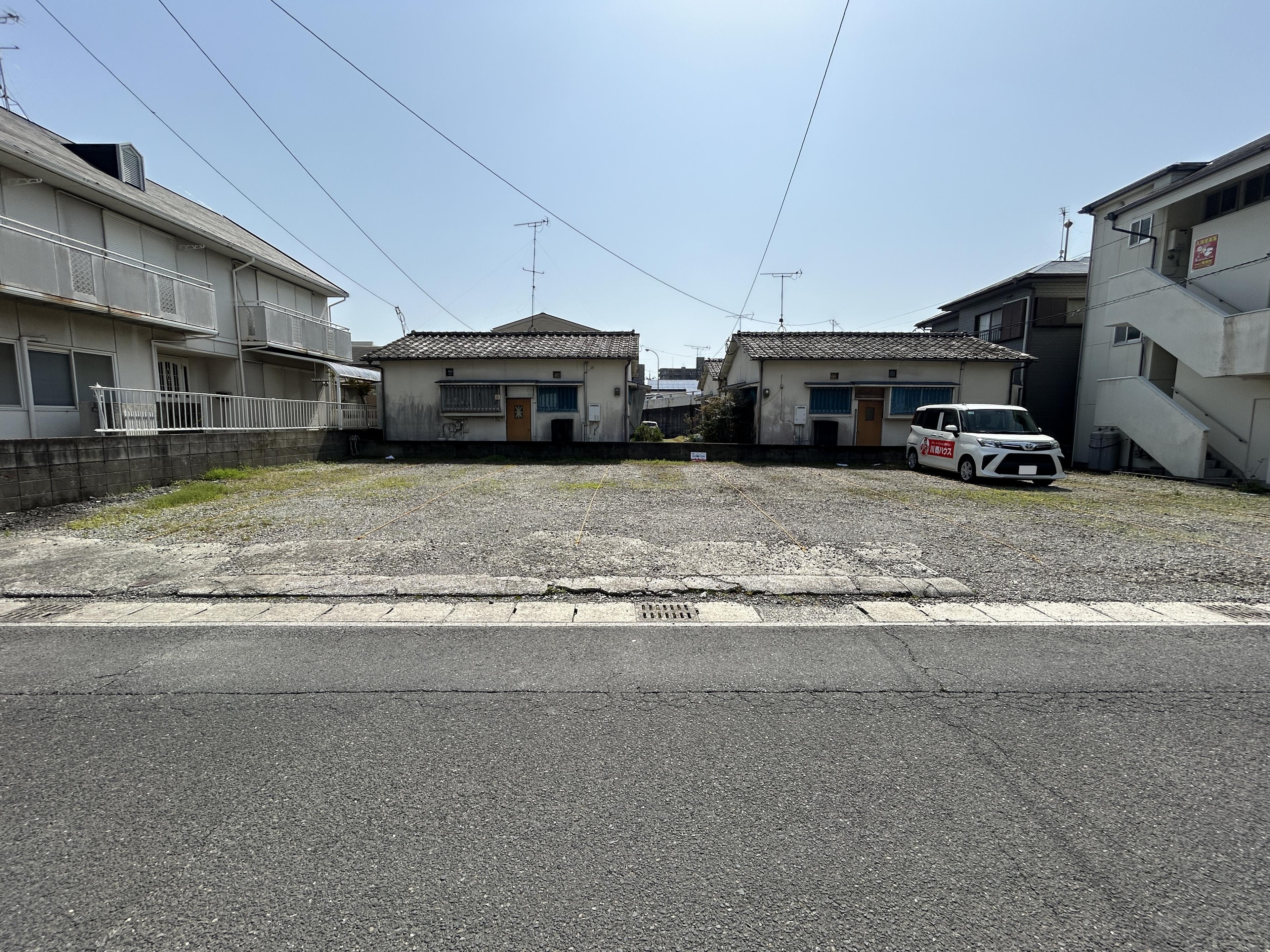 重久駐車場の外観・駐車場イメージ2枚目