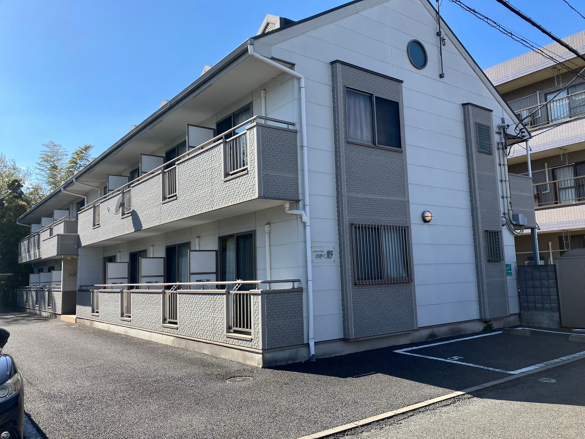 リバーベルのぎく野の外観・駐車場イメージ1枚目