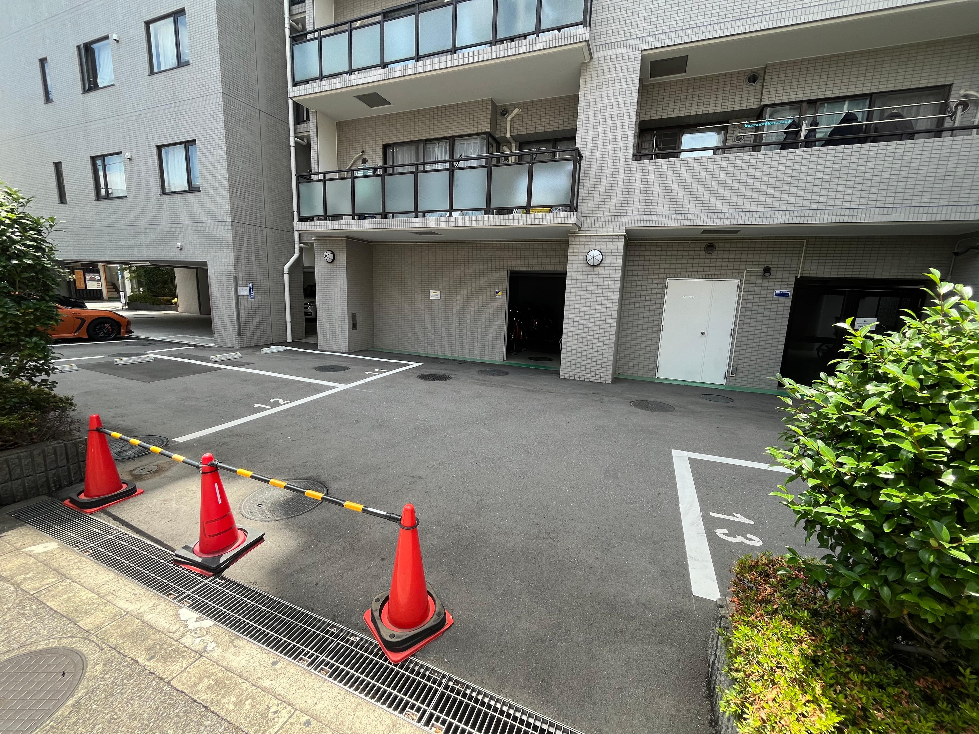 アクシルコート竹の塚　駐車場の外観・駐車場イメージ1枚目
