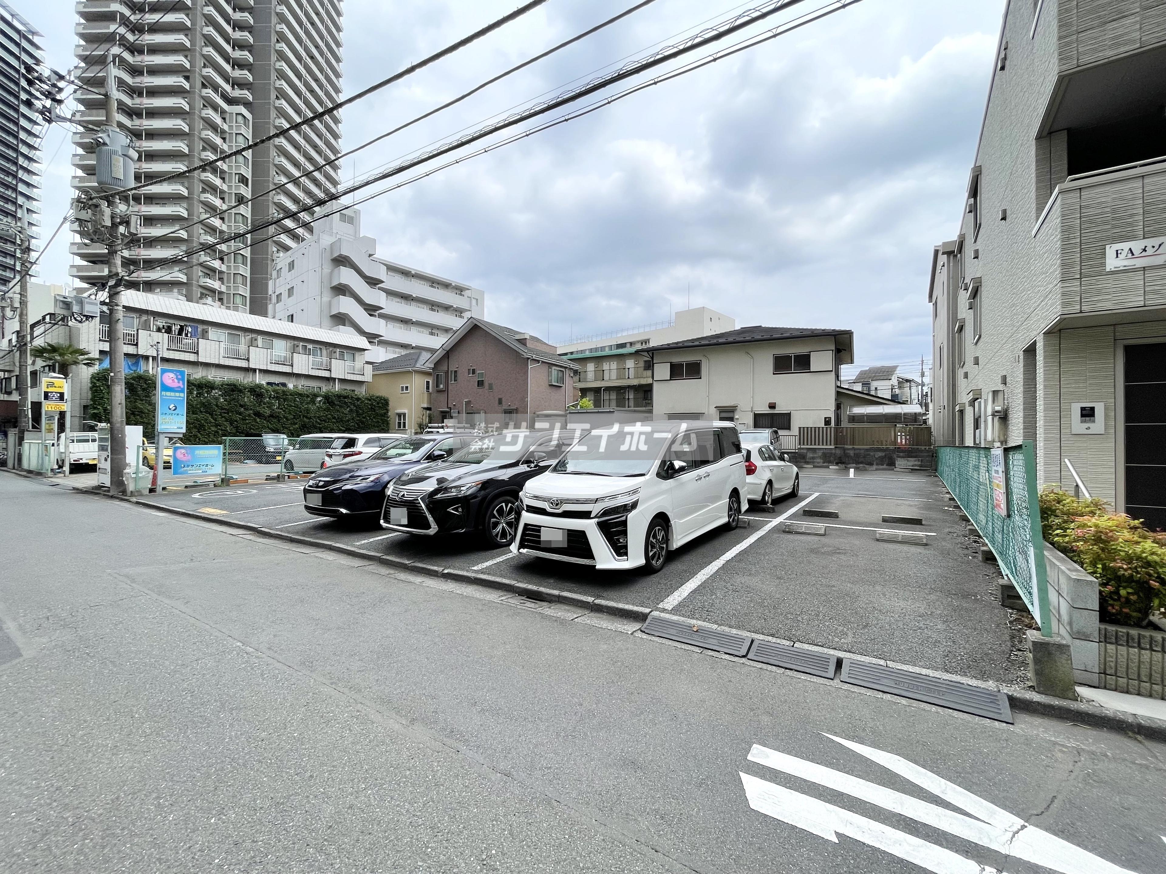 深和興産東町駐車場の外観・駐車場イメージ2枚目
