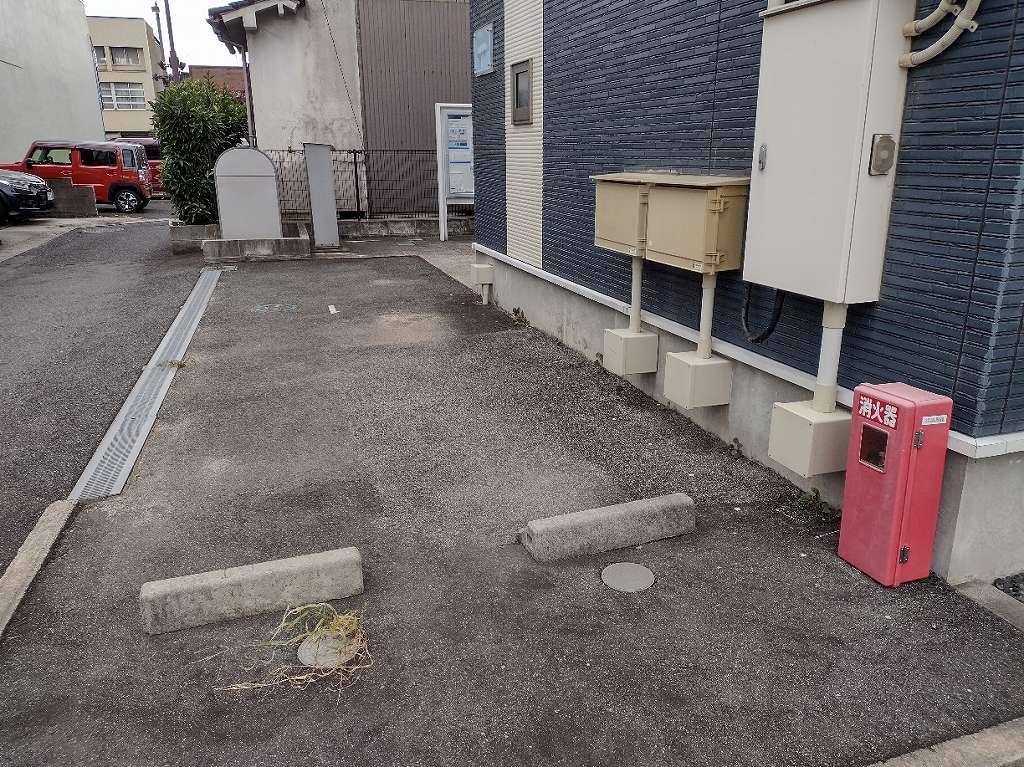 地行場(45906)の外観・駐車場イメージ1枚目