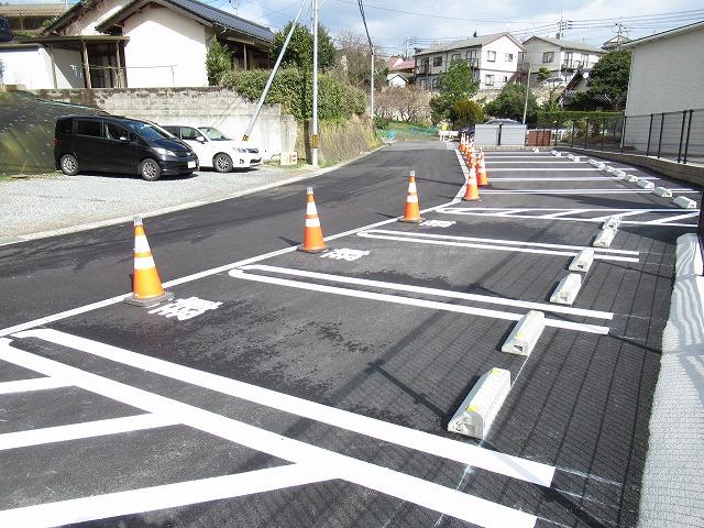 小立2丁目駐車場の外観・駐車場イメージ2枚目