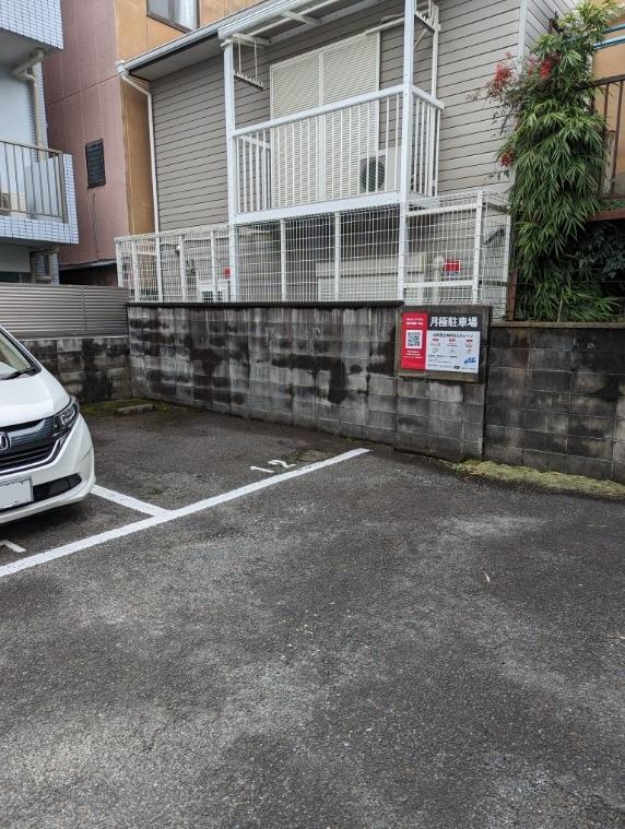 北野西白梅町83ｶﾞﾚｰｼﾞの外観・駐車場イメージ2枚目