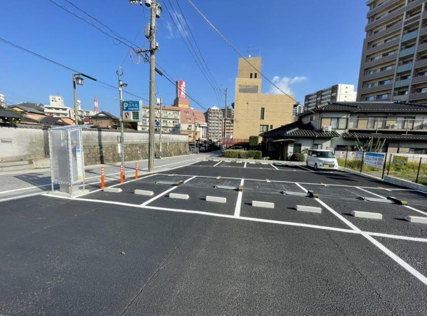 熊手3丁目月極駐車場の外観・駐車場イメージ2枚目