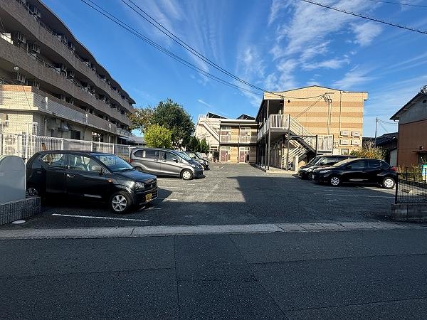コージィーコート(35181)の外観・駐車場イメージ1枚目