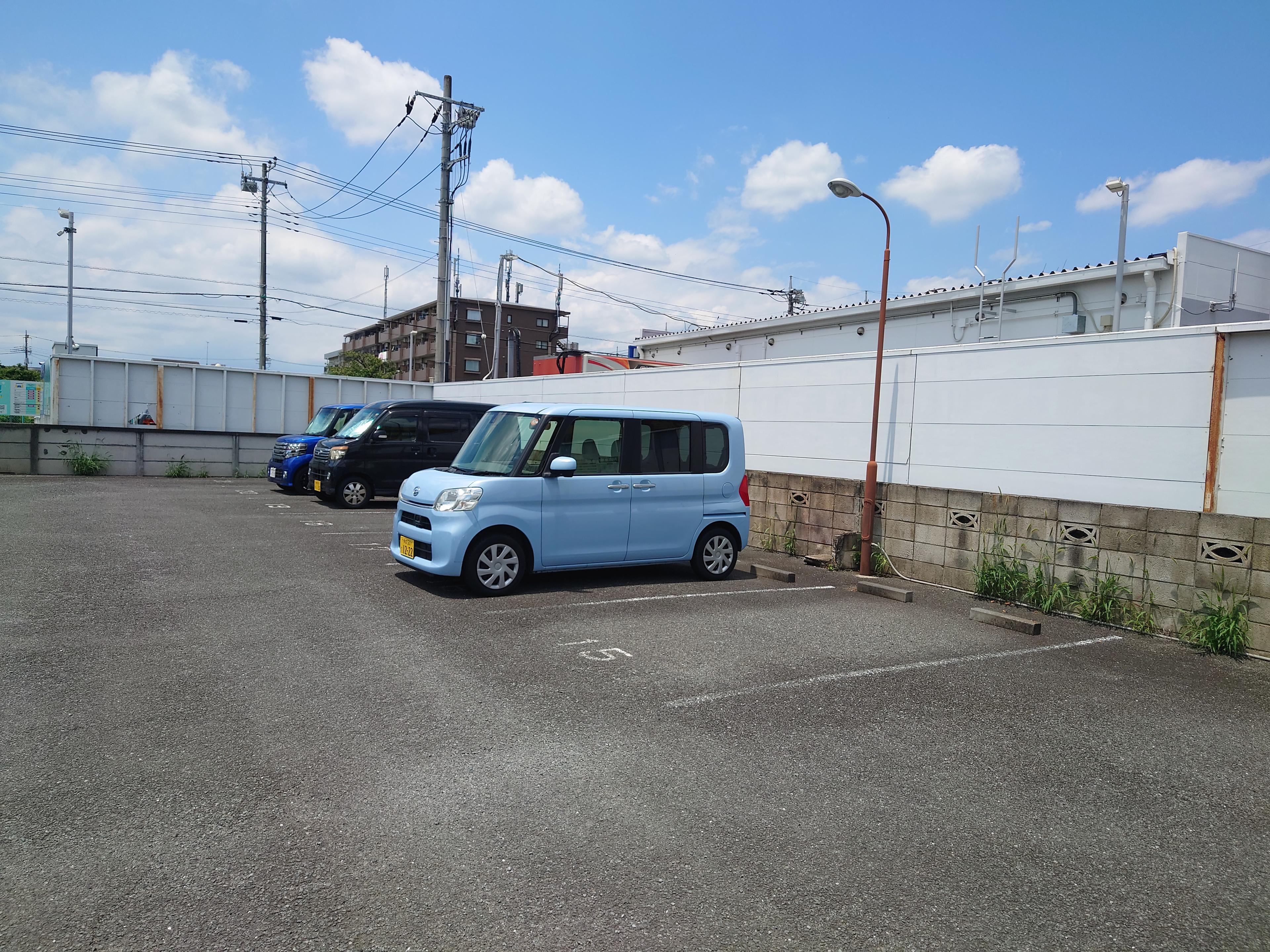 森谷駐車場の外観・駐車場イメージ2枚目