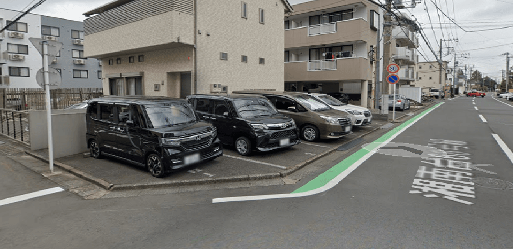神山　直駐車場の外観・駐車場イメージ1枚目