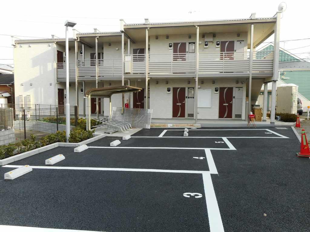 クレイノ湘南美住町(55922)の外観・駐車場イメージ1枚目