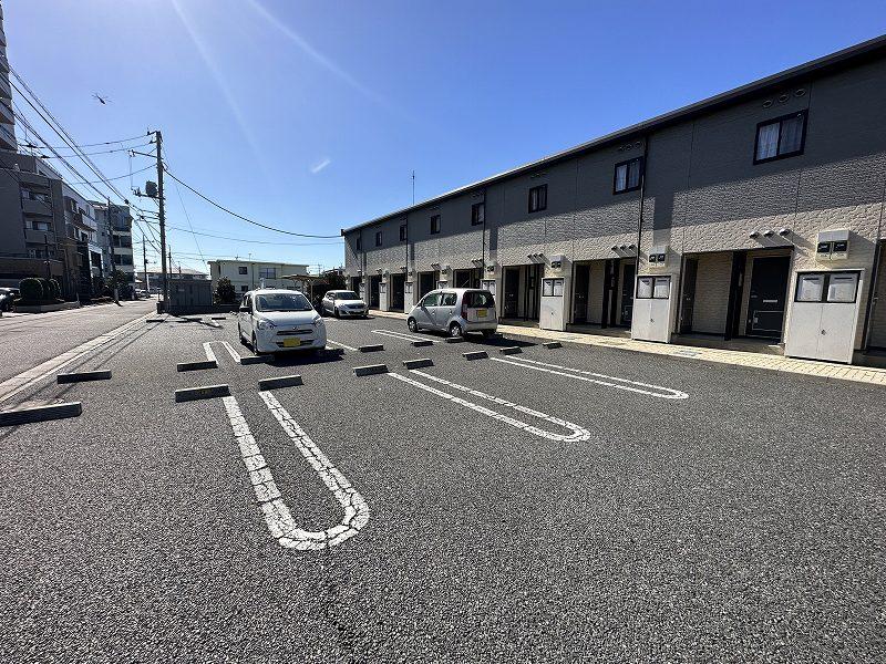 ＫＩＸ　２(29861)の外観・駐車場イメージ3枚目