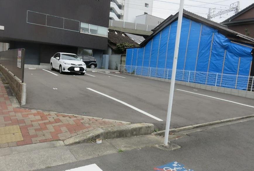 堀田駅東駐車場の外観・駐車場イメージ2枚目