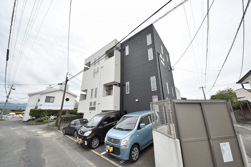 CB都府楼ﾙﾈｽの外観・駐車場イメージ1枚目