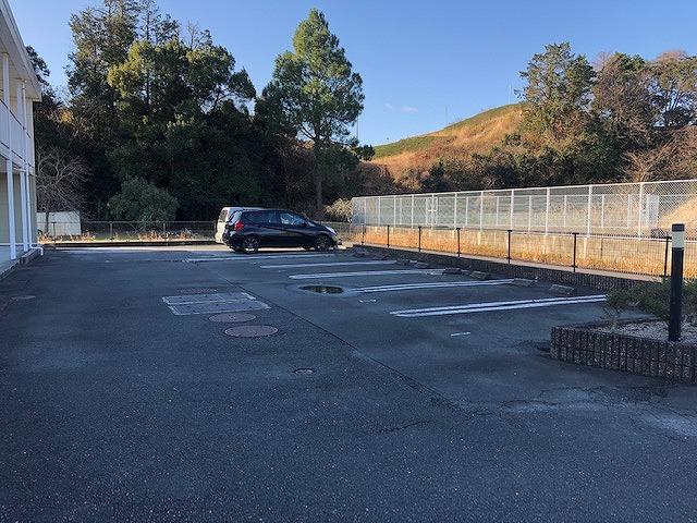 オーロラ(16765)の外観・駐車場イメージ1枚目
