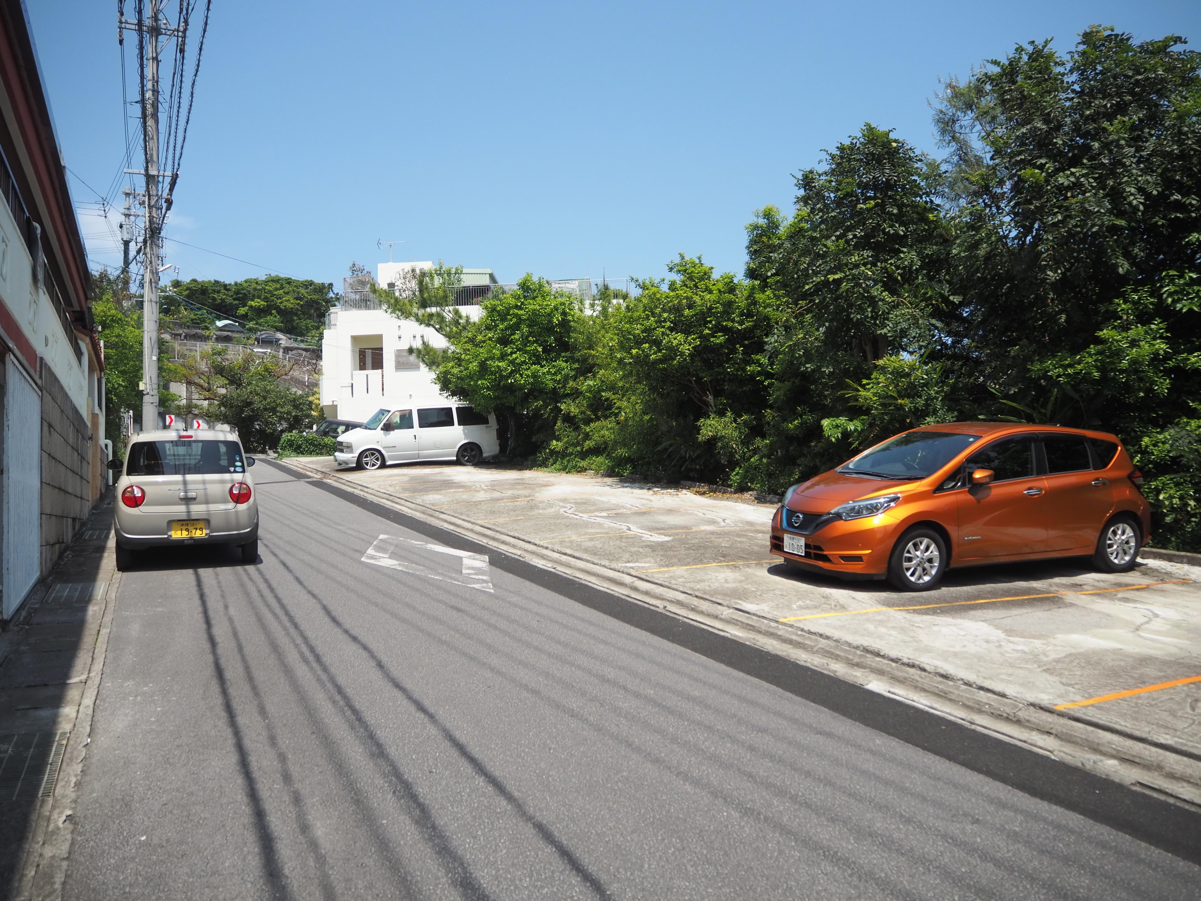 新垣駐車場の外観・駐車場イメージ2枚目