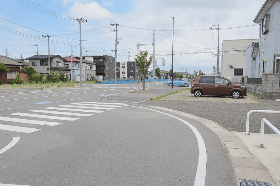 大田ガレージの外観・駐車場イメージ3枚目