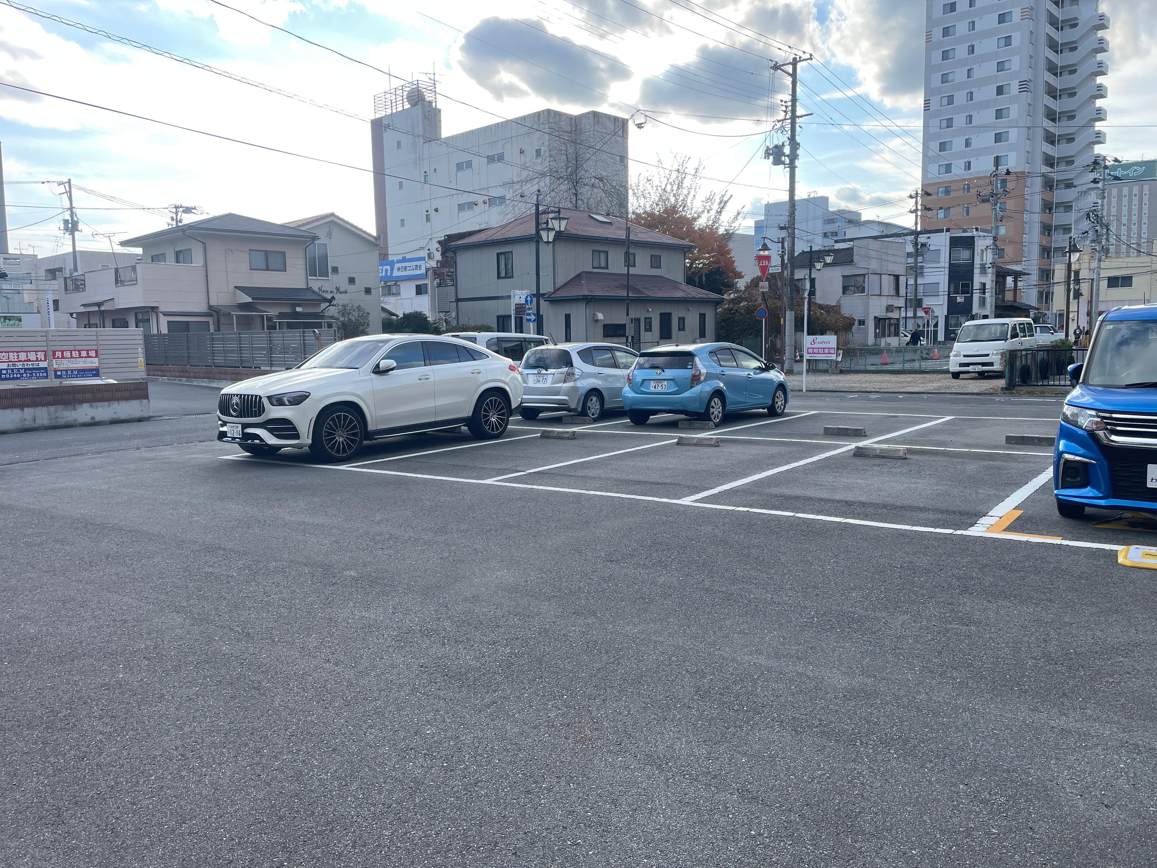 柴田駐車場の外観・駐車場イメージ2枚目